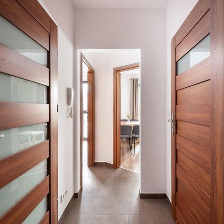 Metro Plocka Cosy Apartment Varsovia Exterior foto