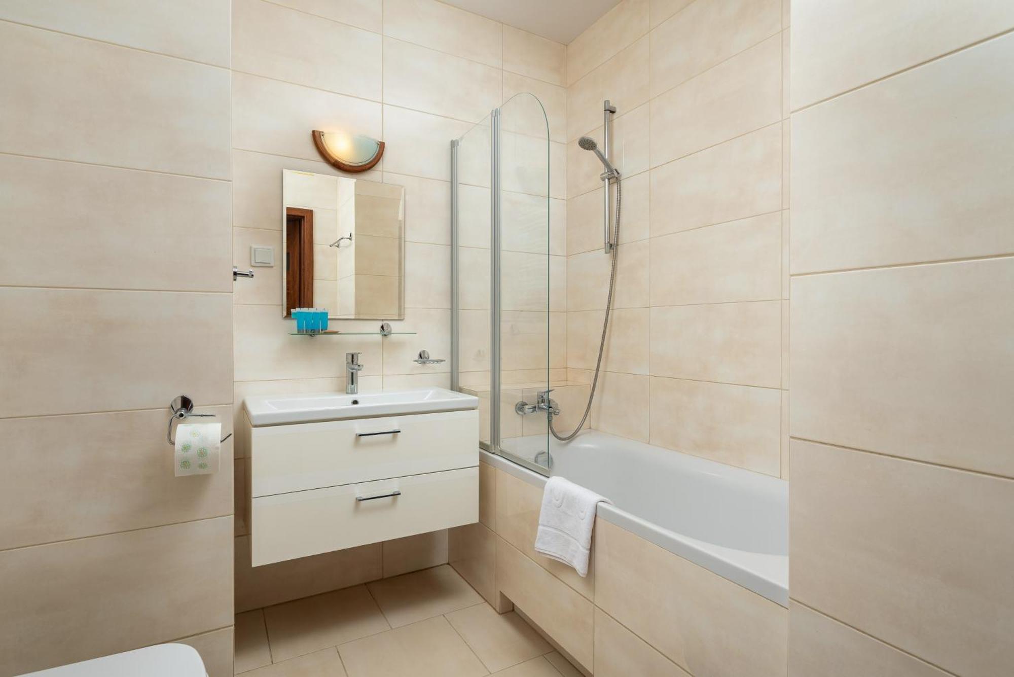 Metro Plocka Cosy Apartment Varsovia Exterior foto